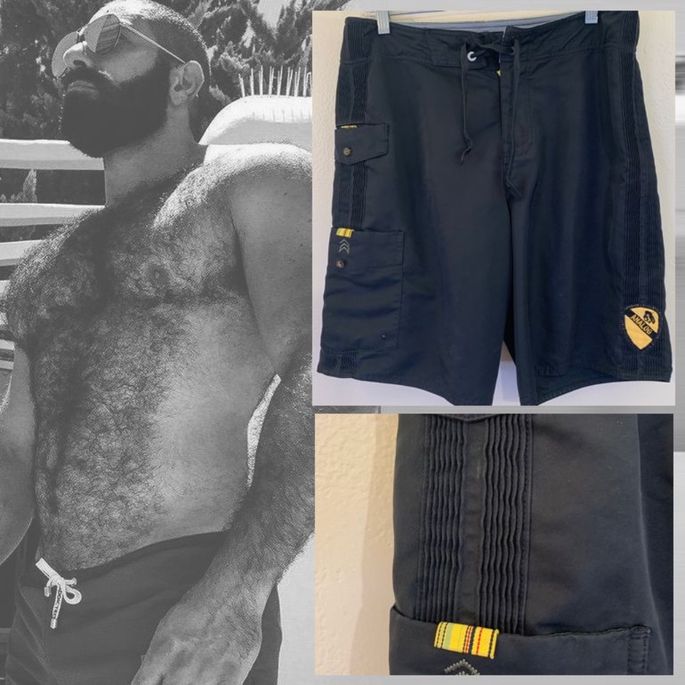 Analog Tux Pleated Swim Trunks 31 Waist